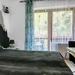 Jolka - Parking Bezplatny, Plac Zabaw, Wiata Grillowa Δωμάτια σε οικογενειακή κατοικία