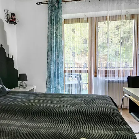 Jolka - Parking Bezplatny, Plac Zabaw, Wiata Grillowa Séjour chez l'habitant