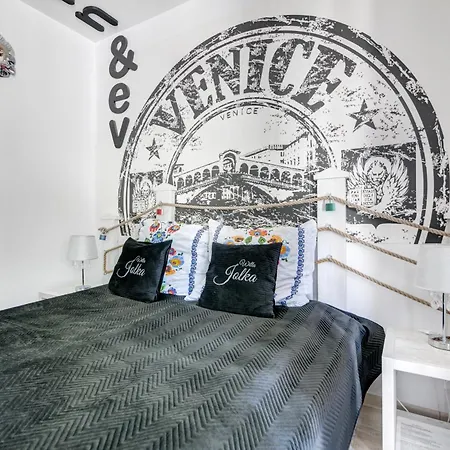 Jolka - Parking Bezplatny, Plac Zabaw, Wiata Grillowa *