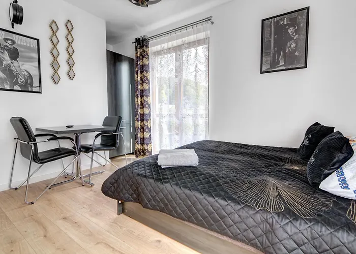 Jolka - Parking Bezplatny, Plac Zabaw, Wiata Grillowa