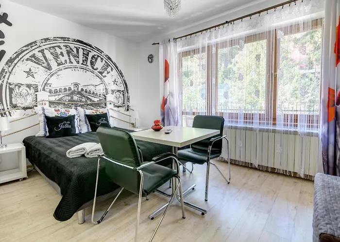 Δωμάτια σε οικογενειακή κατοικία Jolka - Parking Bezplatny, Plac Zabaw, Wiata Grillowa Krynica Zdroj