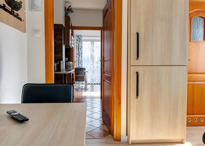 Jolka - Parking Bezplatny, Plac Zabaw, Wiata Grillowa